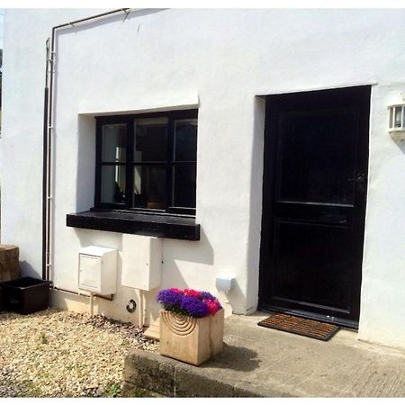 Laston Mews 伊尔弗勒科姆 外观 照片