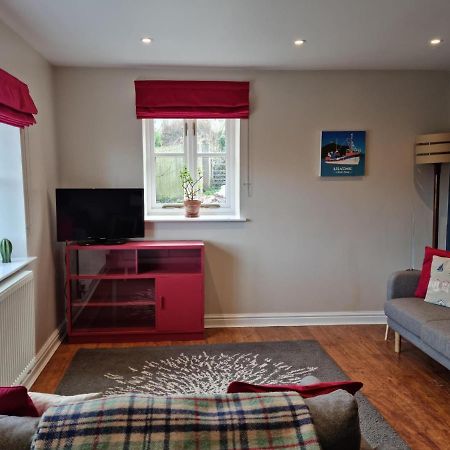 Laston Mews 伊尔弗勒科姆 外观 照片